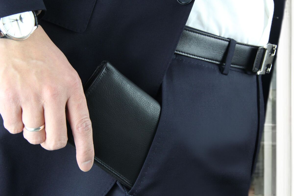 Herren-Geldbörse aus Nappaleder im Hochformat mit RFID-Schutz – Bild 5